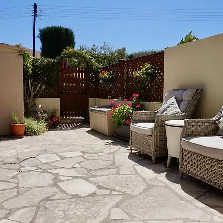 Eva Gardens - Lower Peyia *