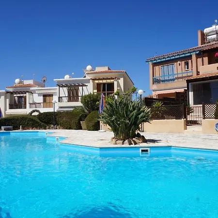 Eva Gardens - Lower Peyia *